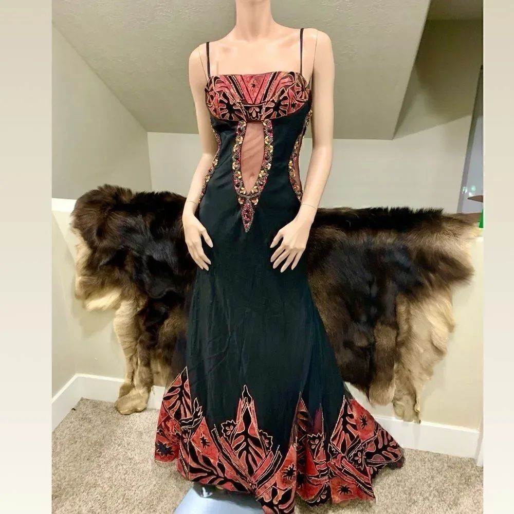 New Vintage Sexy Beaded & Embroidered Gown